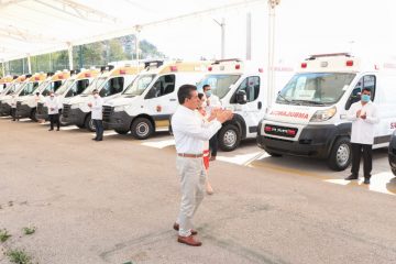 Entrega Rutilio Escandón ambulancias para reforzar acciones de salud en municipios indígenas