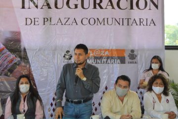 Icheja inaugura Plaza Comunitaria en El Parral