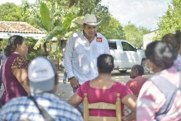 Propone Gleason Caram mejorar la comunicación vial entre poblados de Tonalá