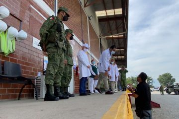 Llegan a Chiapas 121 mil 600 vacunas contra COVID-19