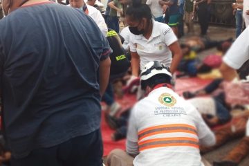 Confirma FGR 53 muertos en accidente de tráiler en Chiapa de Corzo