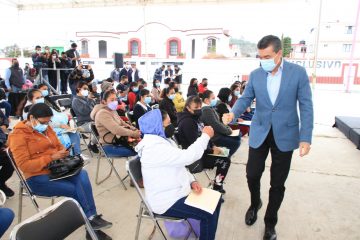 En SCLC, Rutilio Escandón arranca entrega de “Becas de Educación Básica para el Bienestar Benito Juárez”