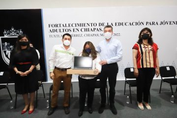 Fortalecen educación para personas jóvenes y adultas de Chiapas