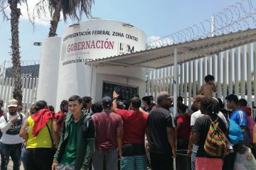 Migrantes exigen visas en Chiapas