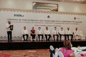 Presidente de Concanaco, Héctor Tejada, toma protesta a Consejo Directivo y Comité Ejecutivo de Canaco Tuxtla