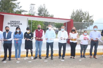 En Ixtapa, Rutilio Escandón inaugura rehabilitación integral de la Unidad Deportiva Municipal