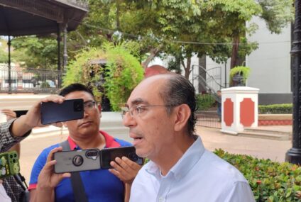 Señalan que tesorera de primaria en Tuxtla Gutiérrez no entregó 600 mil pesos