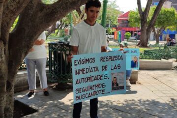 Familiares buscan a Juan Manuel del Carpio; desapareció en Tuxtla Gutiérrez