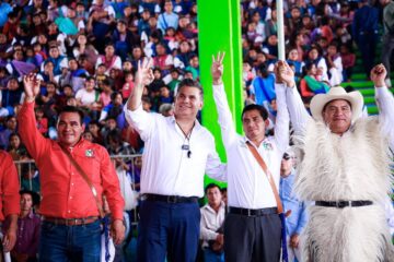 Cierra campaña Willy Ochoa en Bochil, San Juan Cancuc y Tenejapa