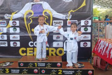 Destacan estudiantes de JV School en torneos de Taekwondo en Chiapas